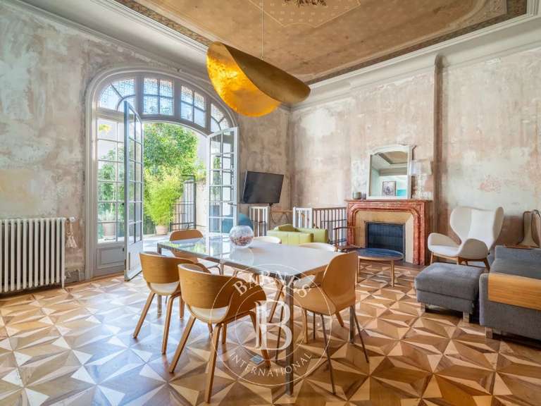 Appartement Marseille 4e - 2 chambres - 94m²