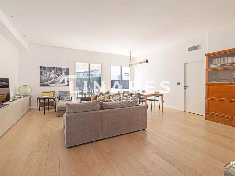 Appartement Marseille 4e - 3 chambres - 99m²