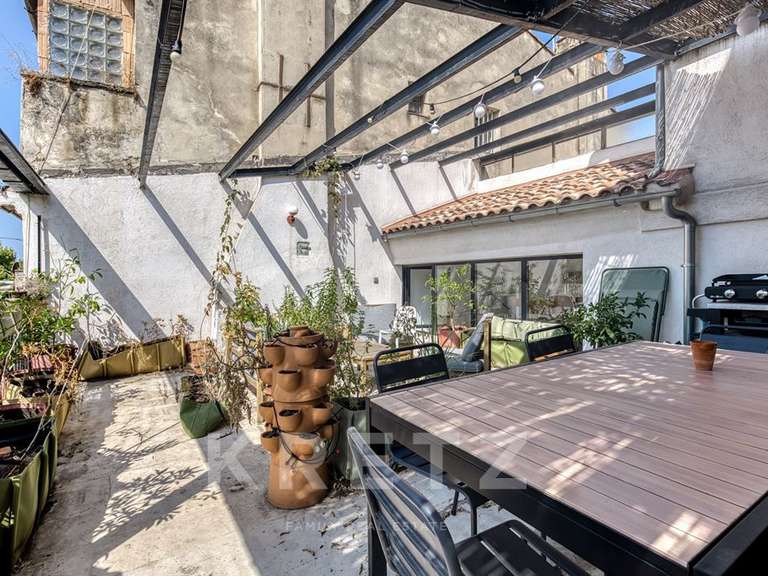 Appartement Marseille 4e - 5 chambres - 211m²