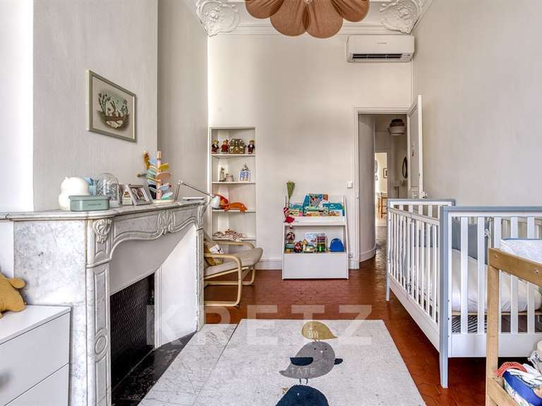 Appartement Marseille 4e - 5 chambres - 211m²