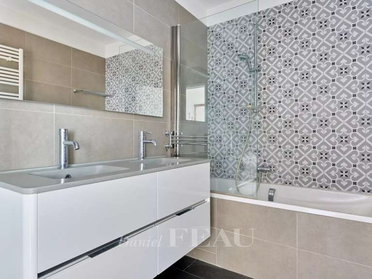 House Marseille 5e - 4 bedrooms - 145m²