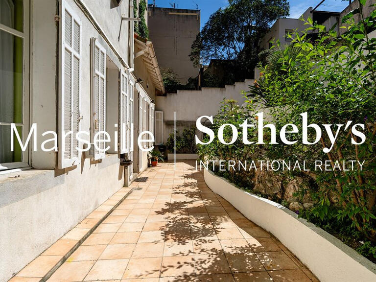 Appartement Marseille 6e - 3 chambres - 138m²