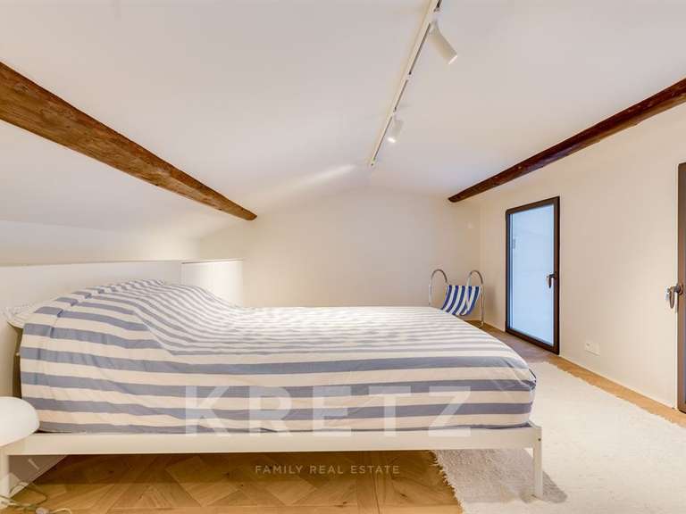Appartement Marseille 6e - 2 chambres - 90m²