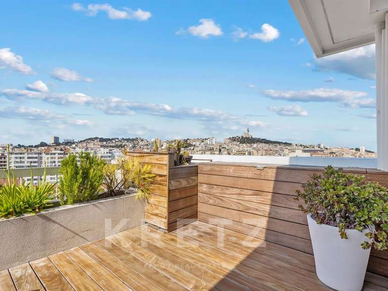 Apartment Marseille 6e - 2 bedrooms - 95m²