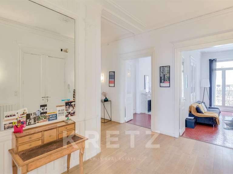 Appartement Marseille 6e - 4 chambres - 192m²