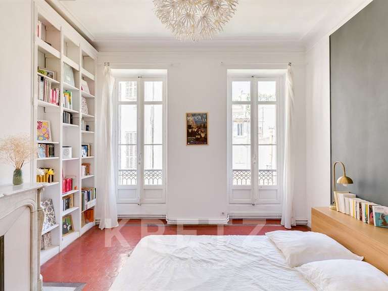 Appartement Marseille 6e - 3 chambres - 192m²