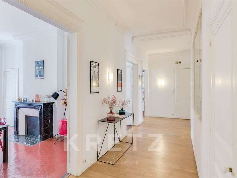 Appartement Marseille 6e - 3 chambres - 192m²