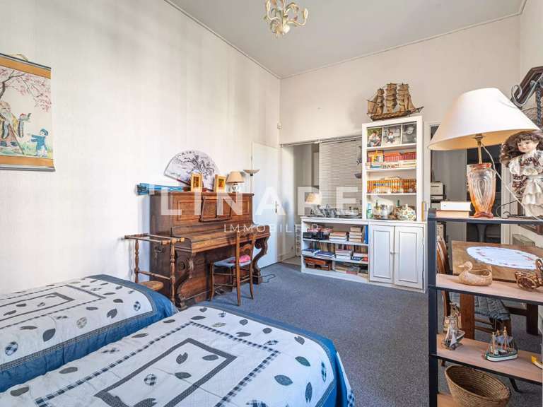 Appartement Marseille 6e - 4 chambres - 204m²