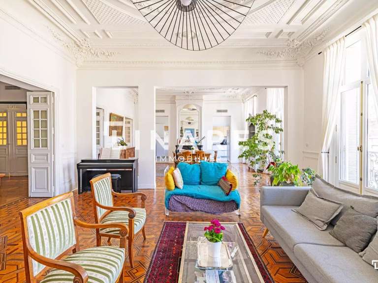 Appartement Marseille 6e - 4 chambres - 221m²