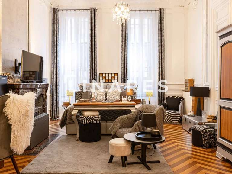 Appartement Marseille 6e - 3 chambres - 211m²