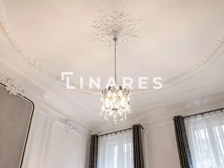 Appartement Marseille 6e - 3 chambres - 211m²