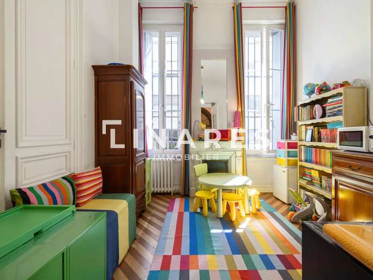 Appartement Marseille 6e - 3 chambres - 211m²