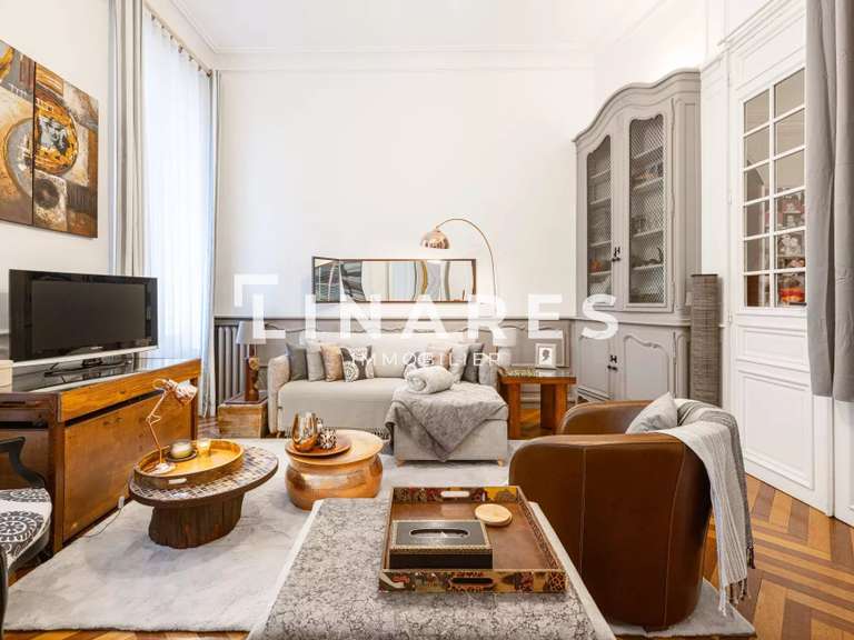 Appartement Marseille 6e - 3 chambres - 211m²