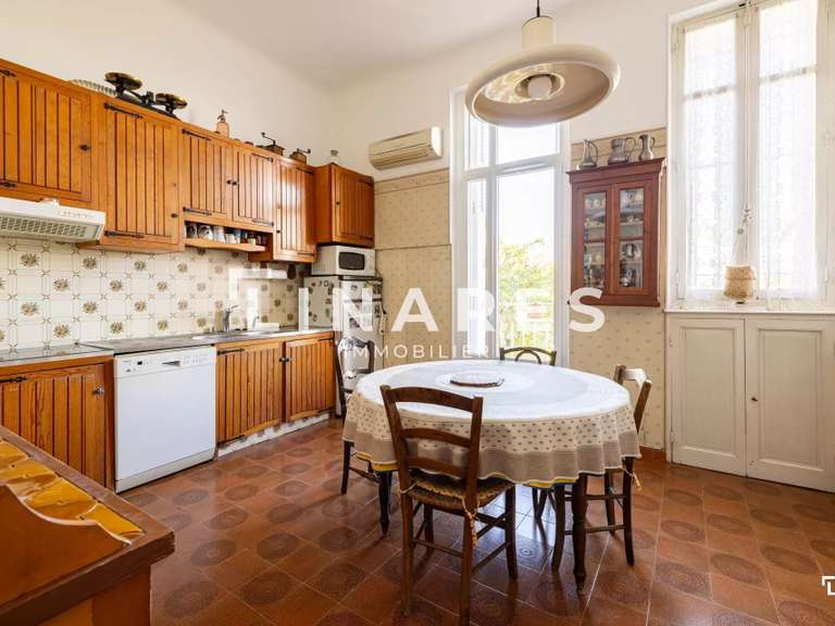 Appartement Marseille 6e - 4 chambres - 211m²