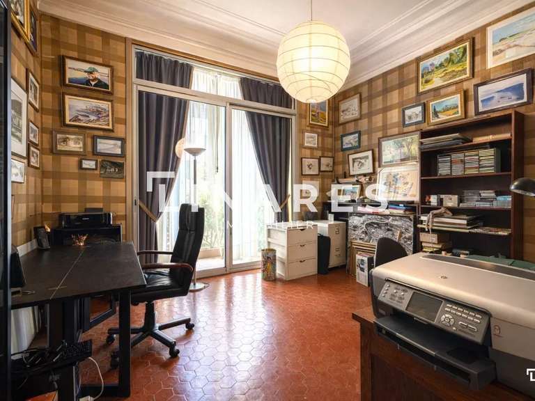 Appartement Marseille 6e - 4 chambres - 211m²