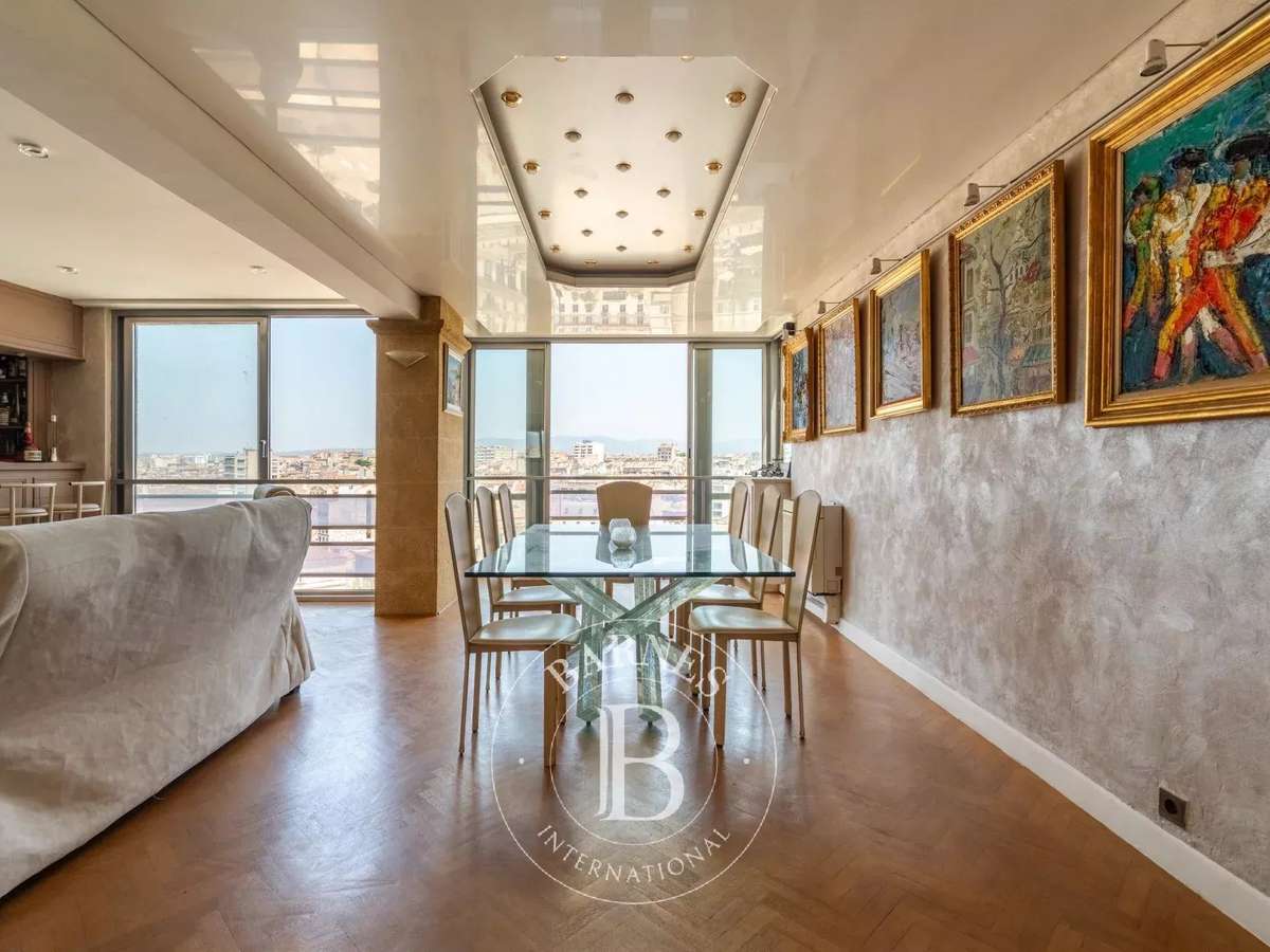 Appartement Marseille 6e