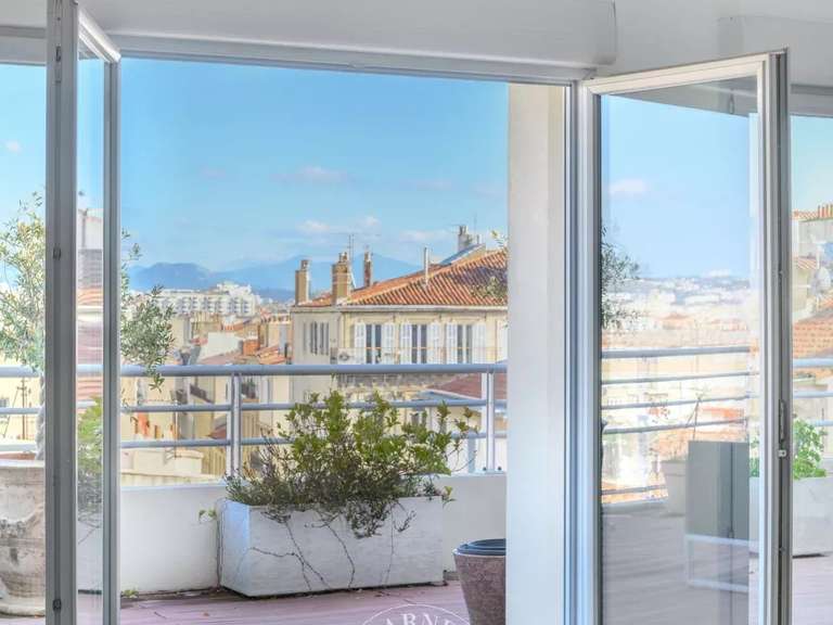 Apartment Marseille 6e - 4 bedrooms - 183m²