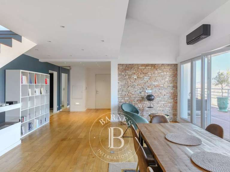 Appartement Marseille 6e - 3 chambres - 183m²