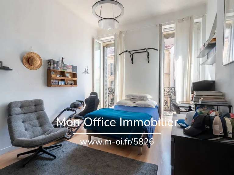 Appartement Marseille 6e - 3 chambres - 125m²