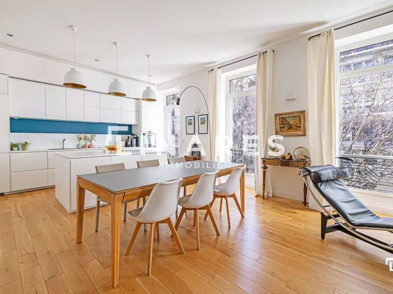 Appartement Marseille 6e - 2 chambres - 95m²