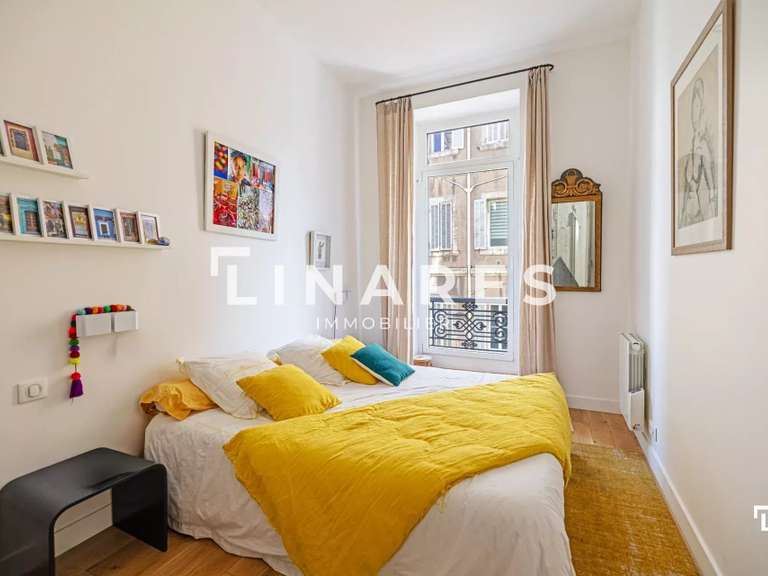 Appartement Marseille 6e - 2 chambres - 95m²