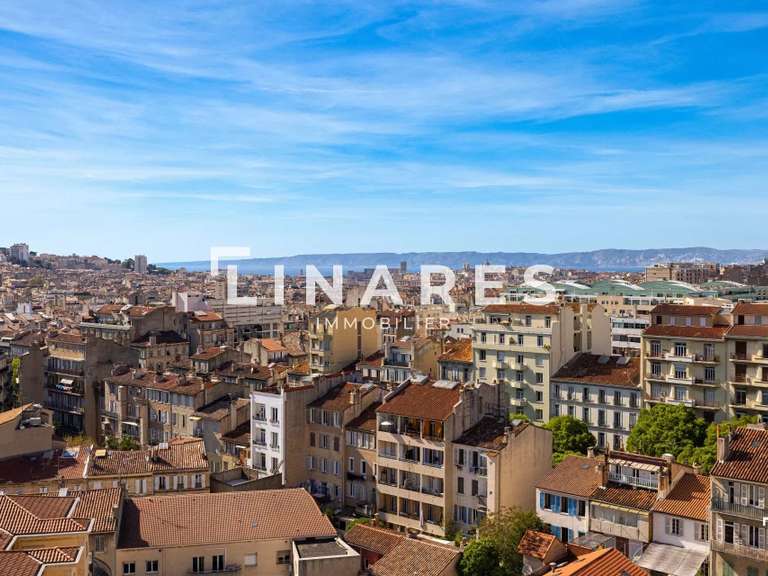 Appartement Marseille 6e - 2 chambres - 84m²