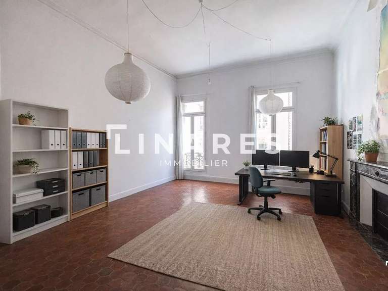 Appartement Marseille 6e - 3 chambres - 176m²