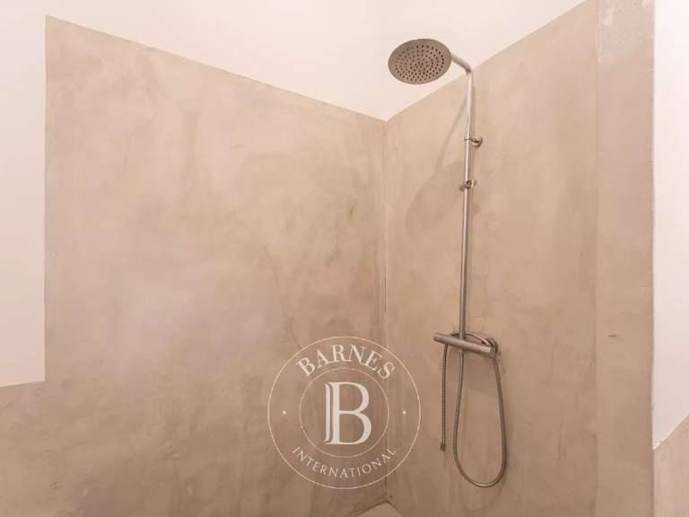 Appartement Marseille 6e - 5 chambres - 238m²