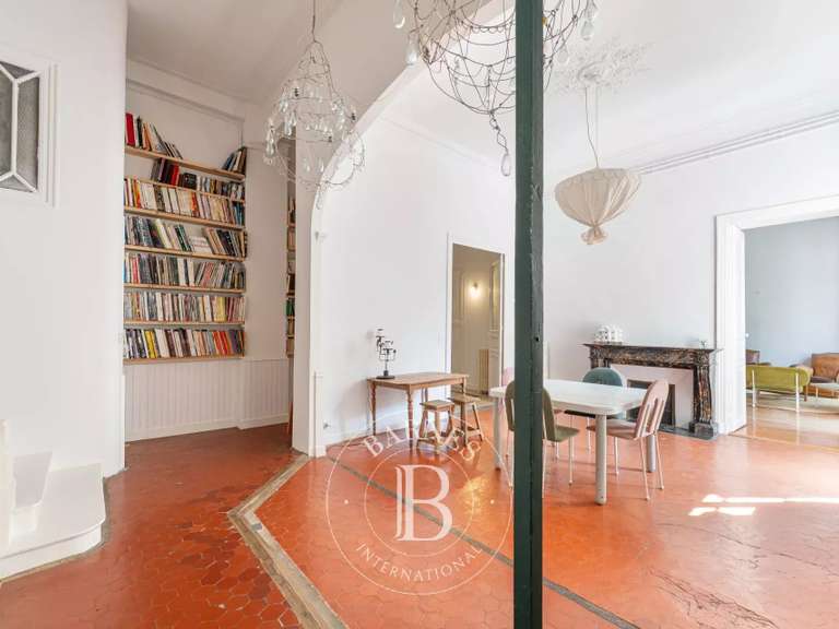 Appartement Marseille 6e - 5 chambres - 238m²
