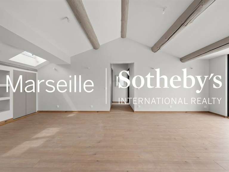 Appartement Marseille 6e - 2 chambres - 128m²