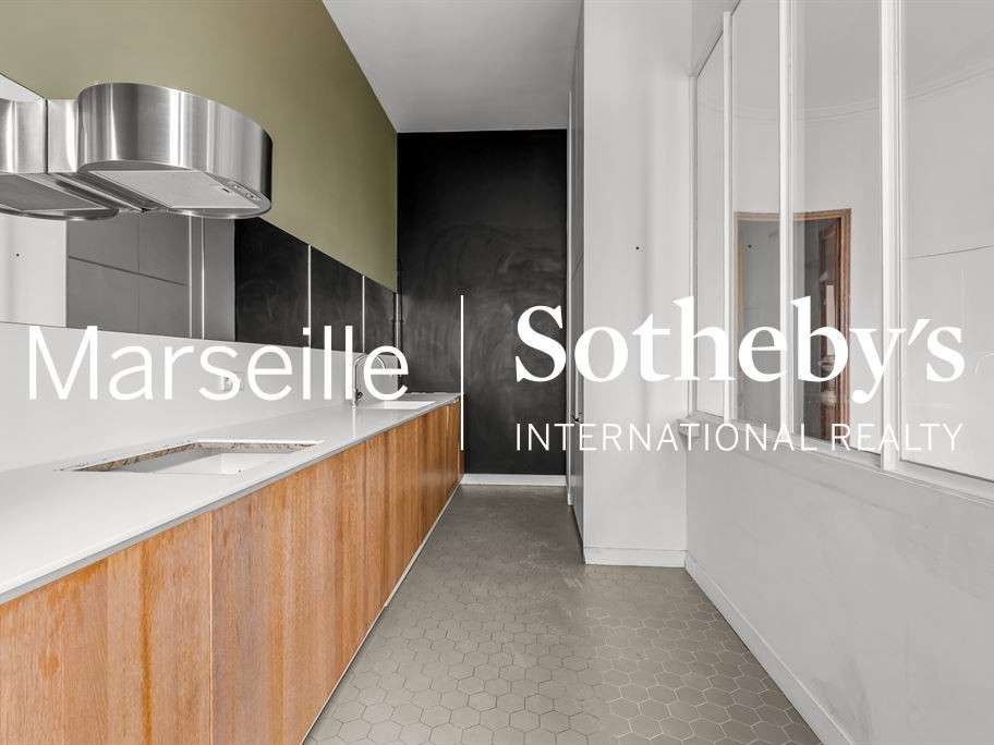 Apartment Marseille 6e
