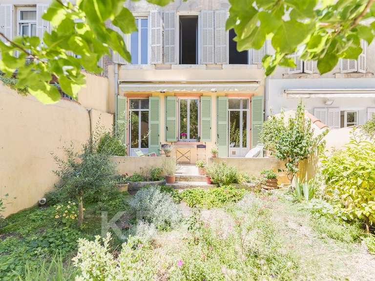 Appartement Marseille 6e - 3 chambres - 115m²