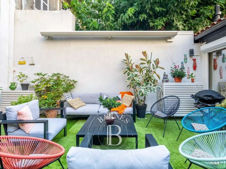 Appartement Marseille 6e - 3 chambres - 137m²