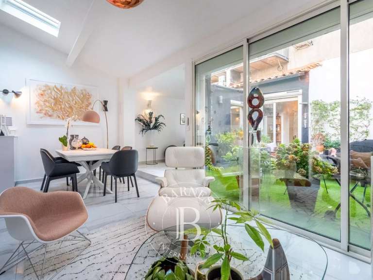 Appartement Marseille 6e - 3 chambres - 137m²