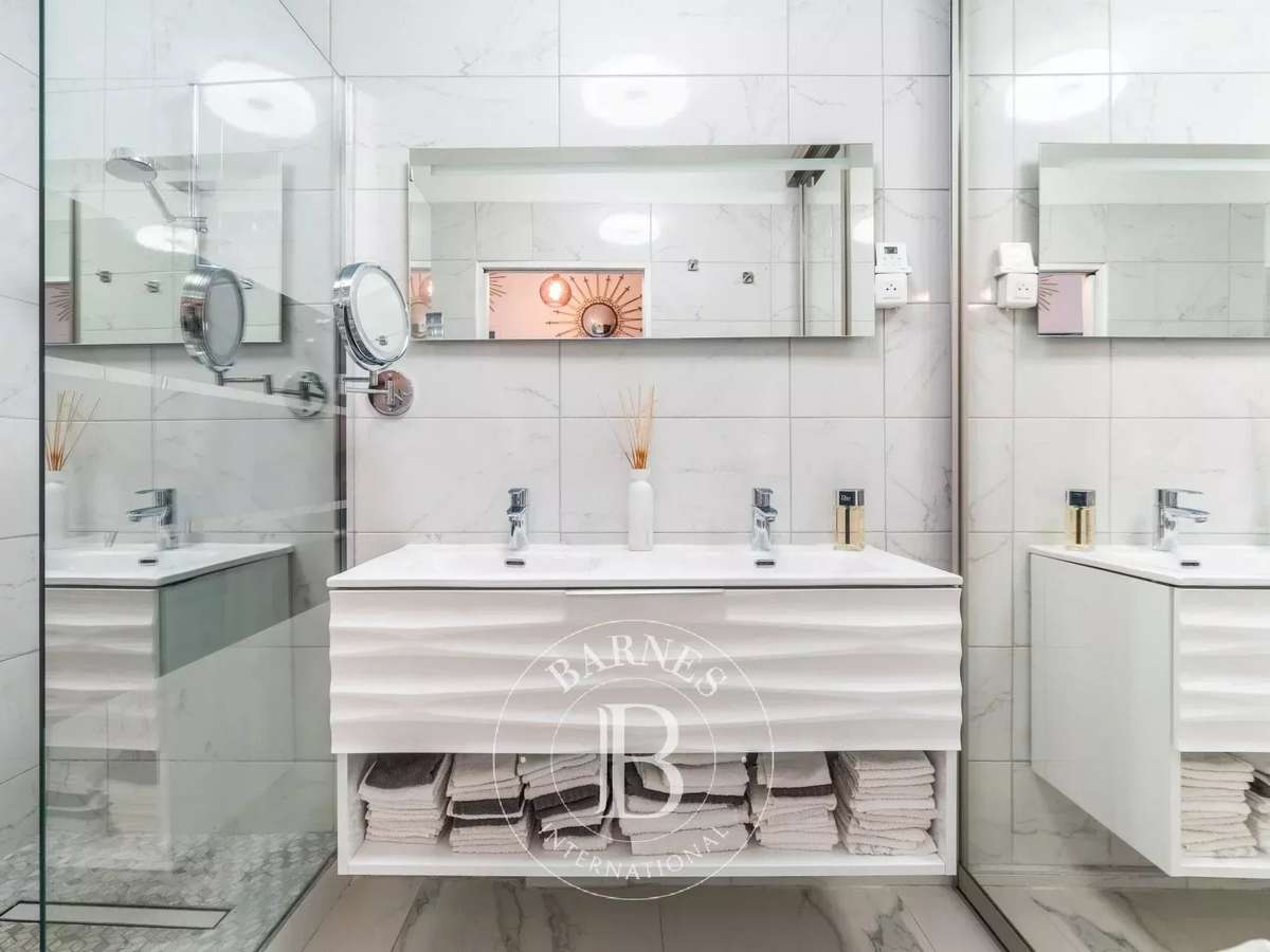 Apartment Marseille 6e