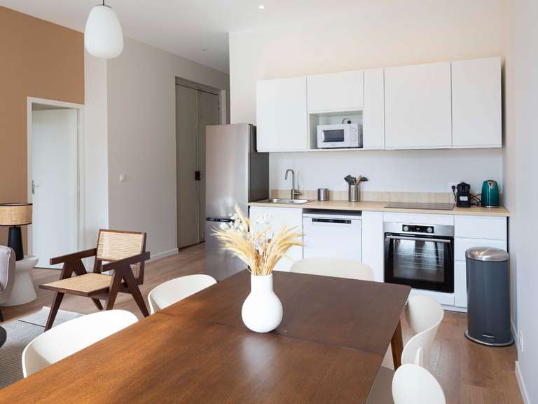 Appartement Marseille 6e - 4 chambres - 77m²