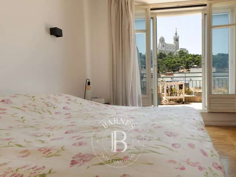 Apartment Marseille 6e - 3 bedrooms - 126m²