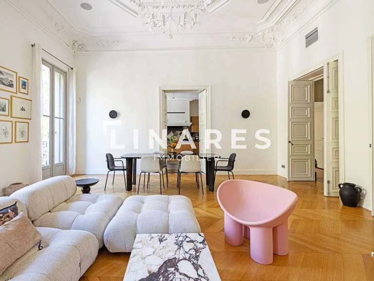 Appartement Marseille 6e - 2 chambres - 155m²
