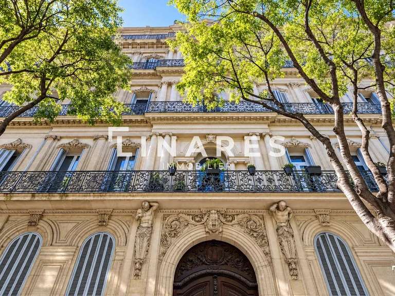 Appartement Marseille 6e - 2 chambres - 155m²