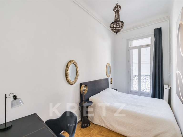 Appartement Marseille 6e - 2 chambres - 142m²