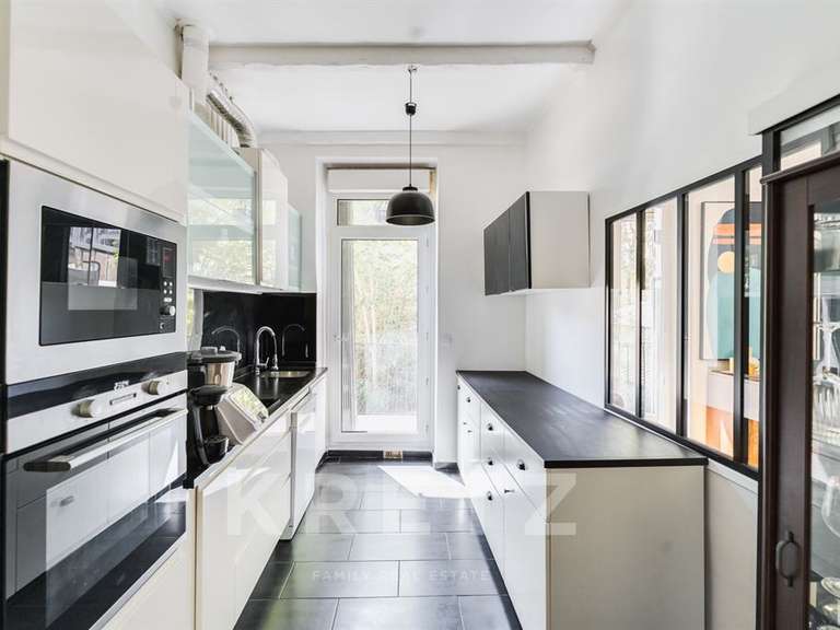 Appartement Marseille 6e - 2 chambres - 142m²