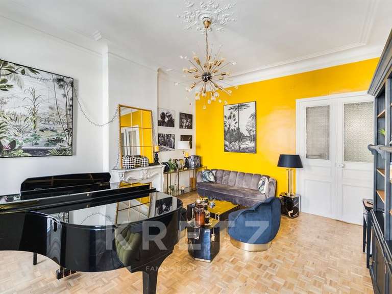 Appartement Marseille 6e - 2 chambres - 142m²