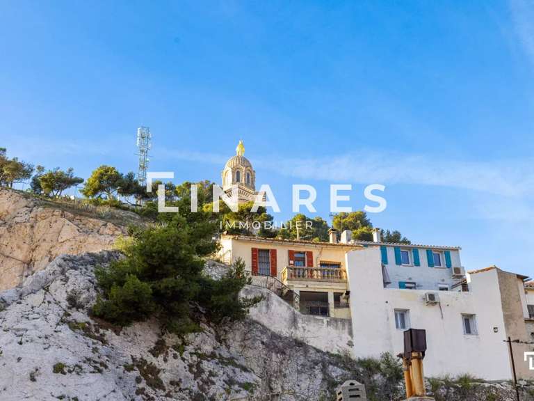 Maison Marseille 6e - 5 chambres - 119m²