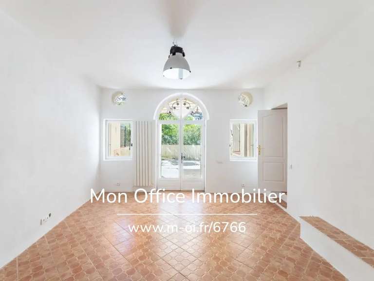 Maison Marseille 6e - 5 chambres - 210m²