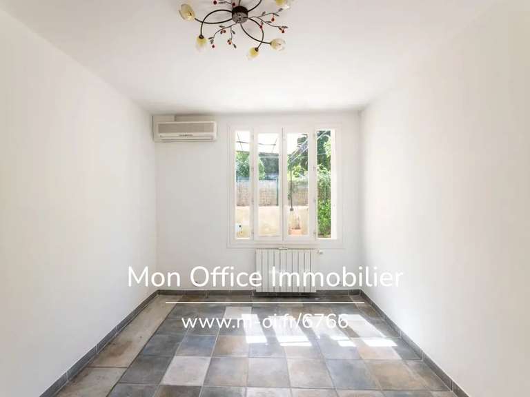 Maison Marseille 6e - 5 chambres - 210m²