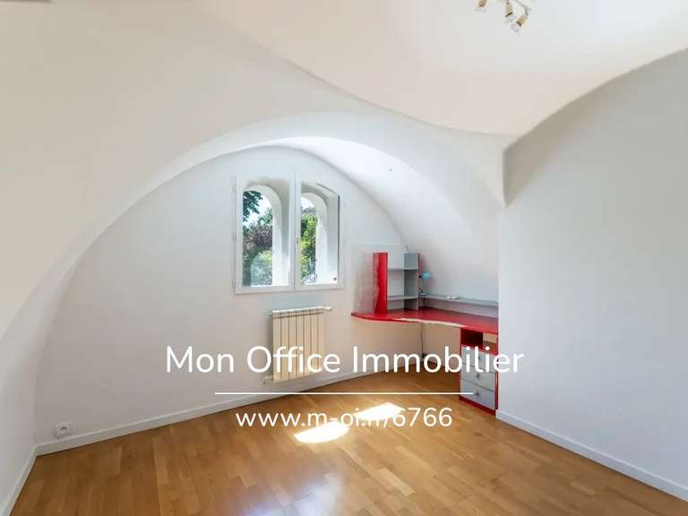 Maison Marseille 6e - 5 chambres - 210m²