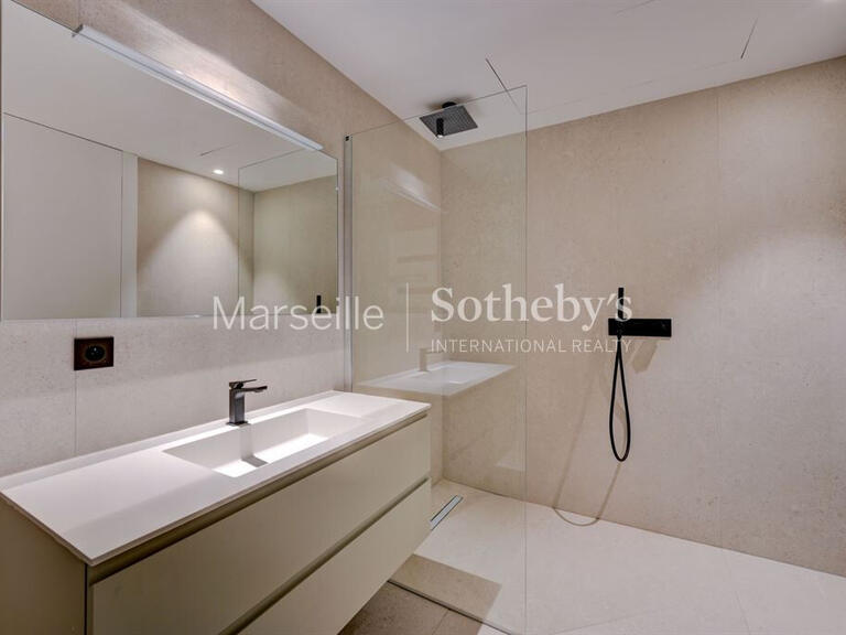 Rent Apartment Marseille 7e - 3 bedrooms