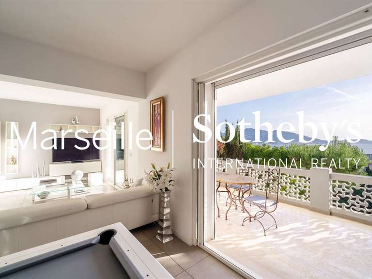 Appartement avec Vue sur mer Marseille 7e - 4 chambres - 173m²