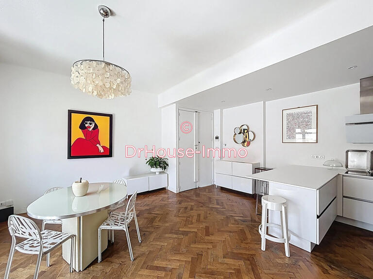 Appartement Marseille 7e - 2 chambres - 95m²