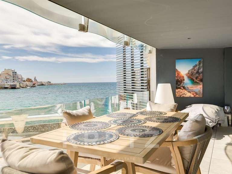 Appartement Marseille 7e - 2 chambres - 171m²